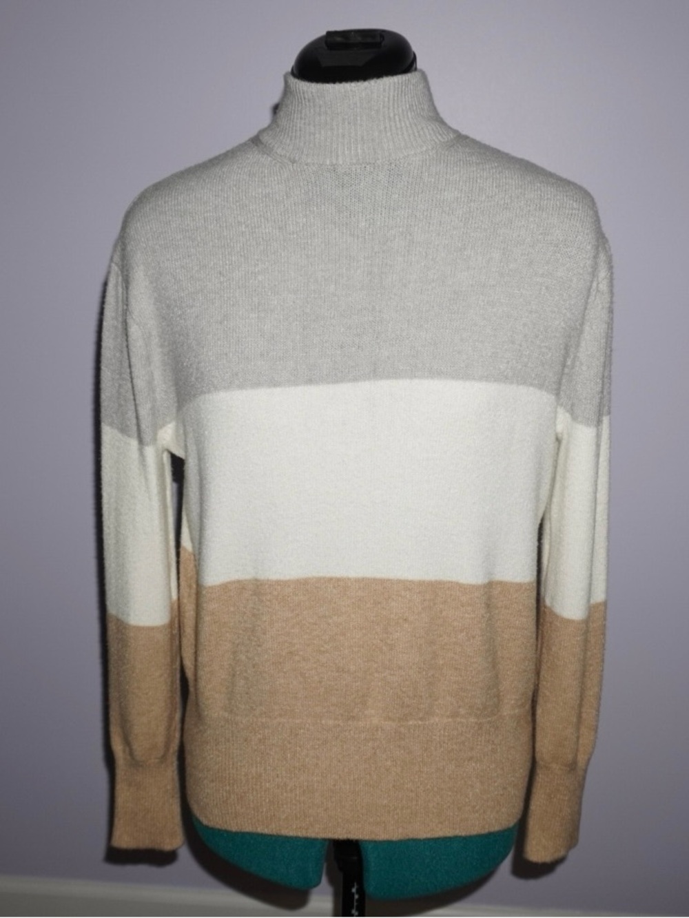 Colorblock Mock Neck Sweater in Gray, White & Tan